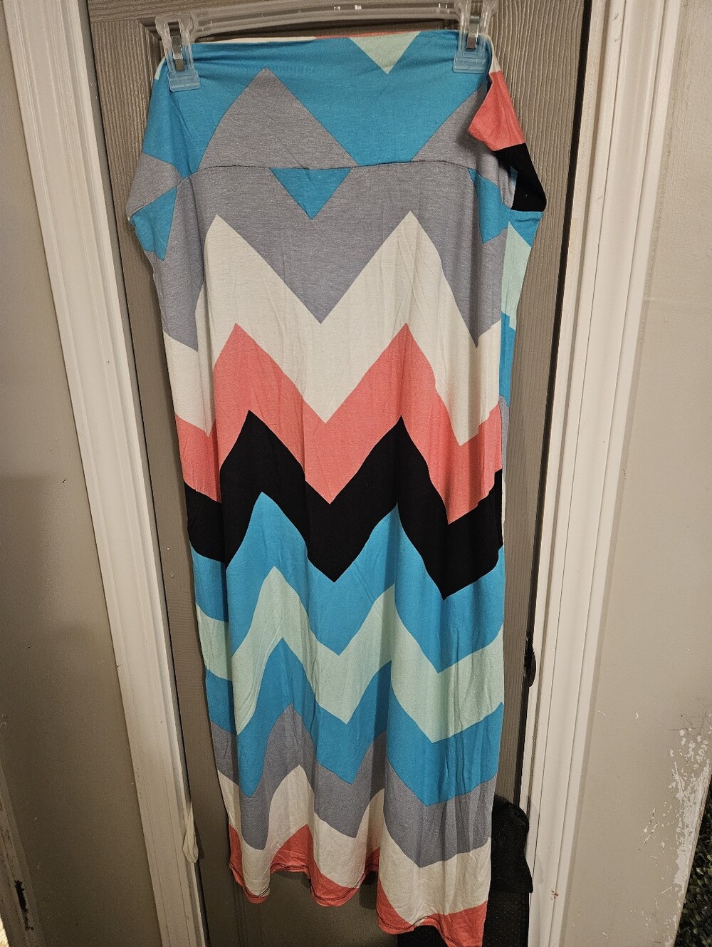 BRAND NEW ** Chevron Maxi Dress in Teal, Coral & Black